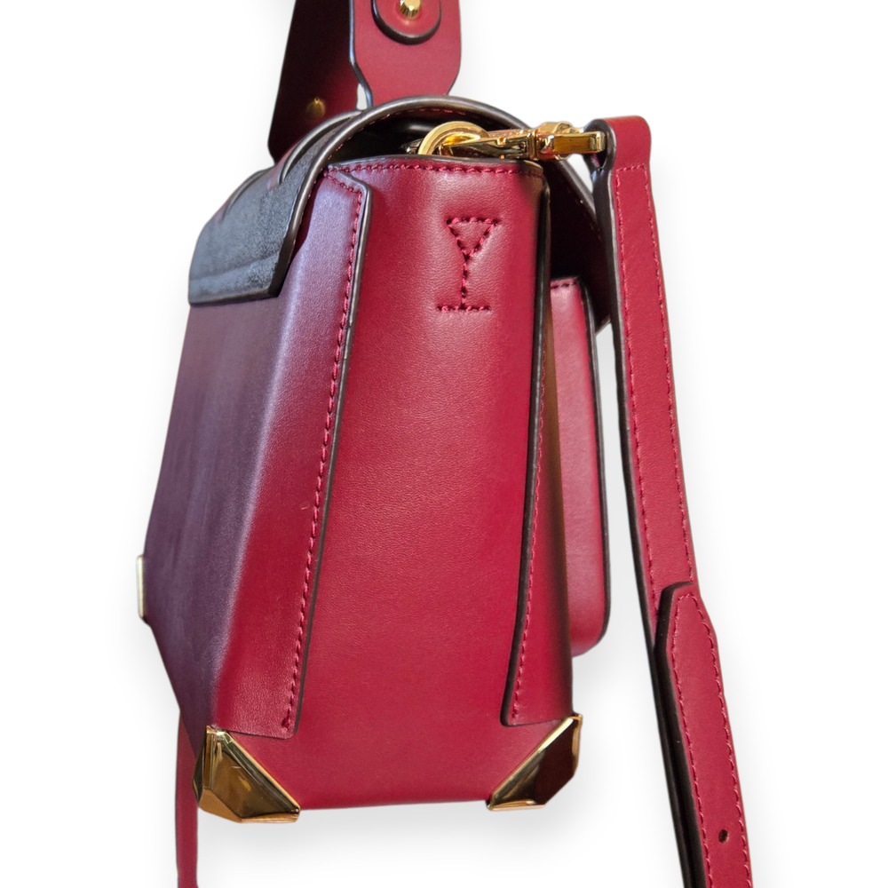 Michael Kors Medium Manhattan Leather Logo Cherry Red Satchel Convertible Bag - Picture 5 of 9